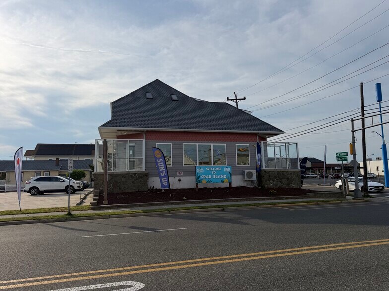 More Photos Of 2600 Park Blvd, Wildwood Storefront Retail Residential For Sale