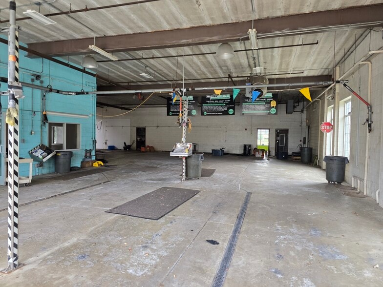 More Photos Of 9401 W 171st St, Tinley Park Carwash For Sale