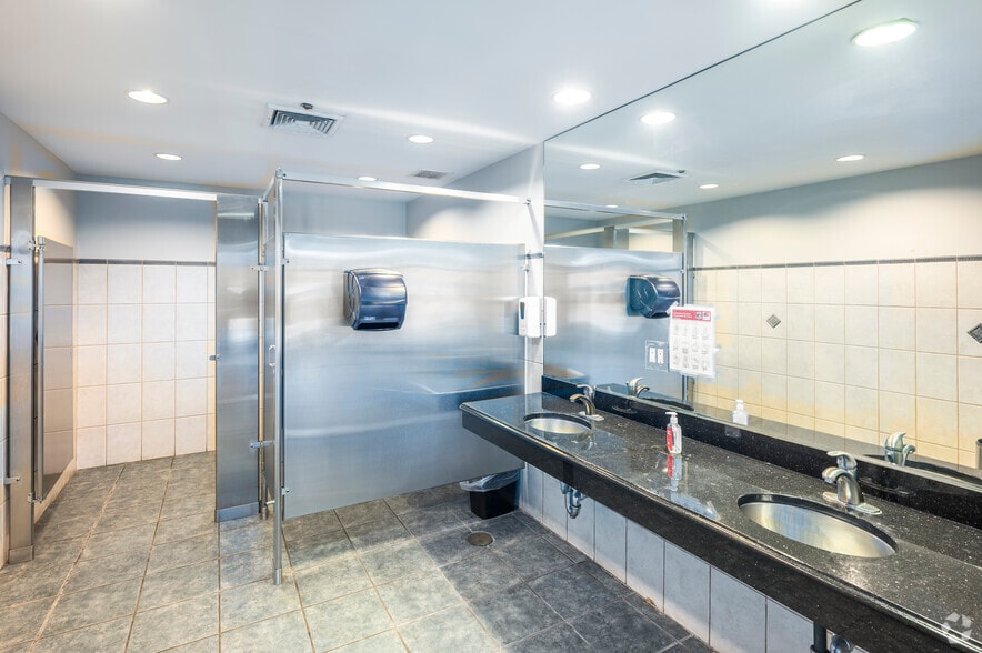 More Photos Of 110 Emjay Blvd, Brentwood Warehouse For Sale