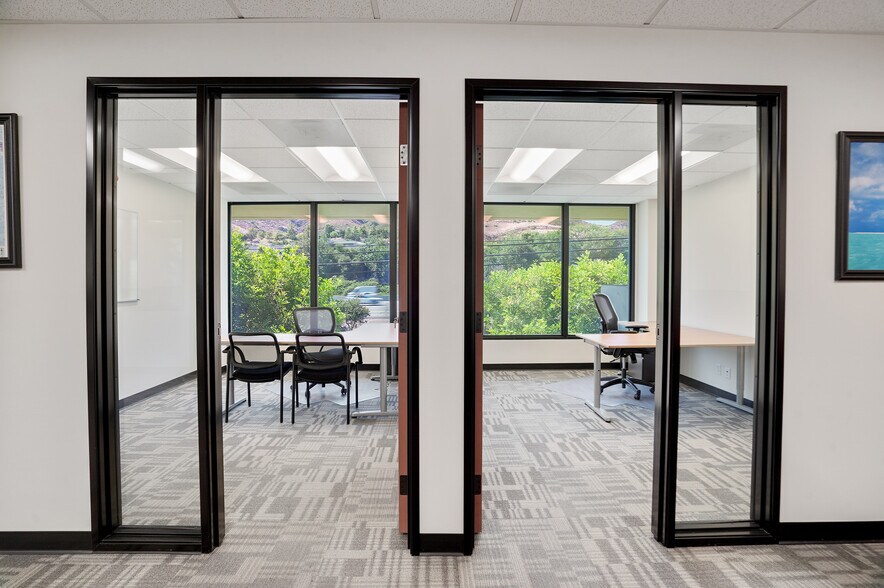 More Photos Of 30423 Canwood St, Agoura Hills Office For Sale