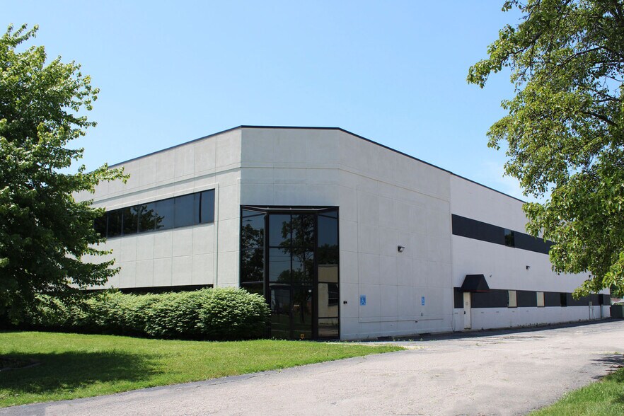 More Photos Of 29401 Stephenson Hwy, Madison Heights Light Manufacturing For Lease