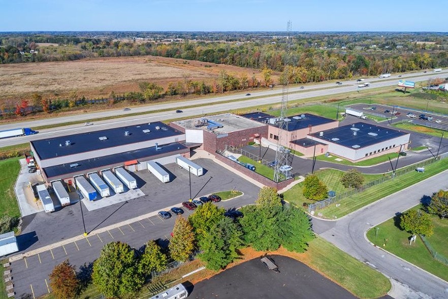 More Photos Of 2960 Ena Dr, Lansing Manufacturing For Lease