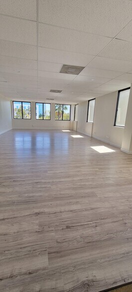 More Photos Of 3949 Evans Ave, Fort Myers Medical For Sale