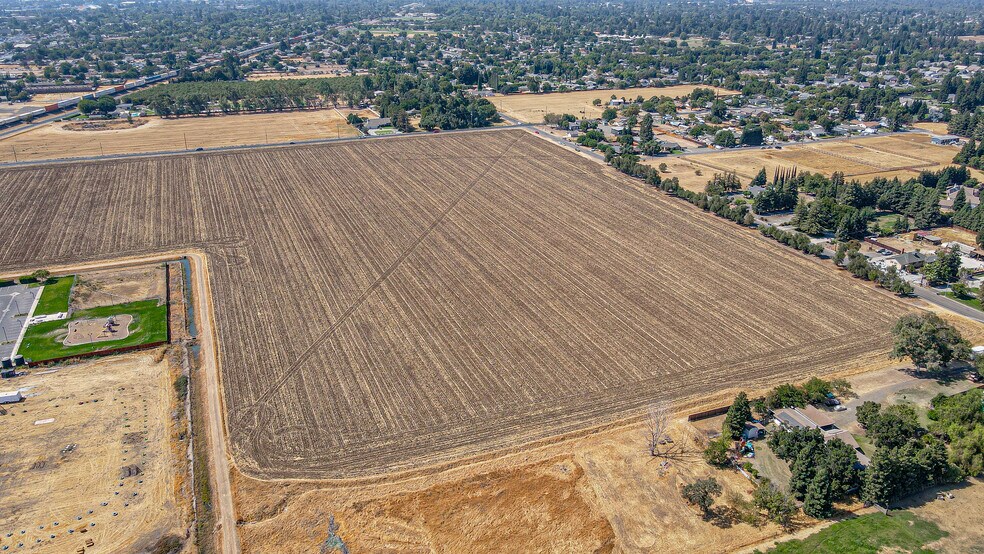 More Photos Of 41 Acres Stretch, McKee & Santa Fe, Merced Land For Sale