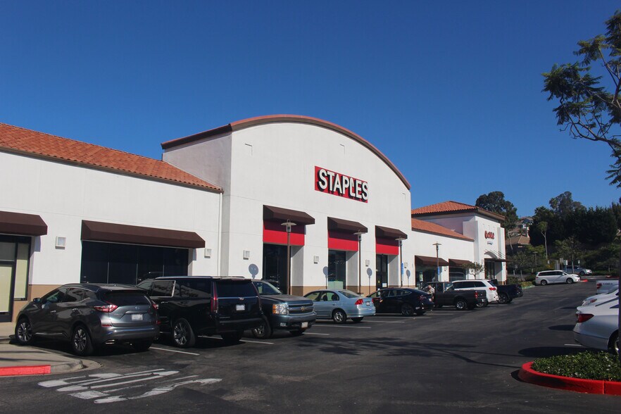 More Photos Of 2110-2178 Vista Way, Oceanside Unknown For Lease
