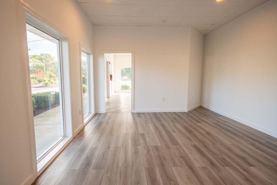 More Photos Of 7011 Beach Dr SW, Ocean Isle Beach Freestanding For Sale