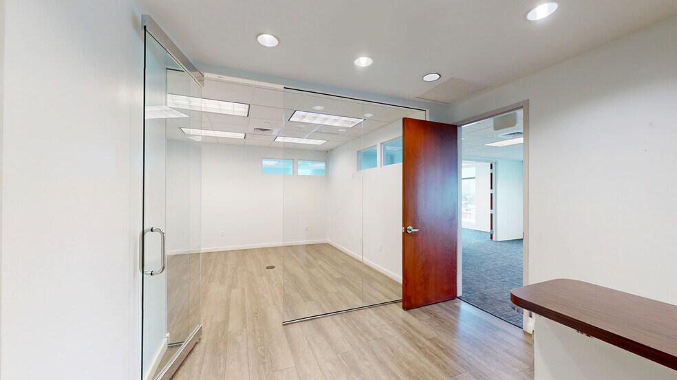 More Photos Of 2601 E Oakland Park Blvd, Fort Lauderdale Medical For Lease