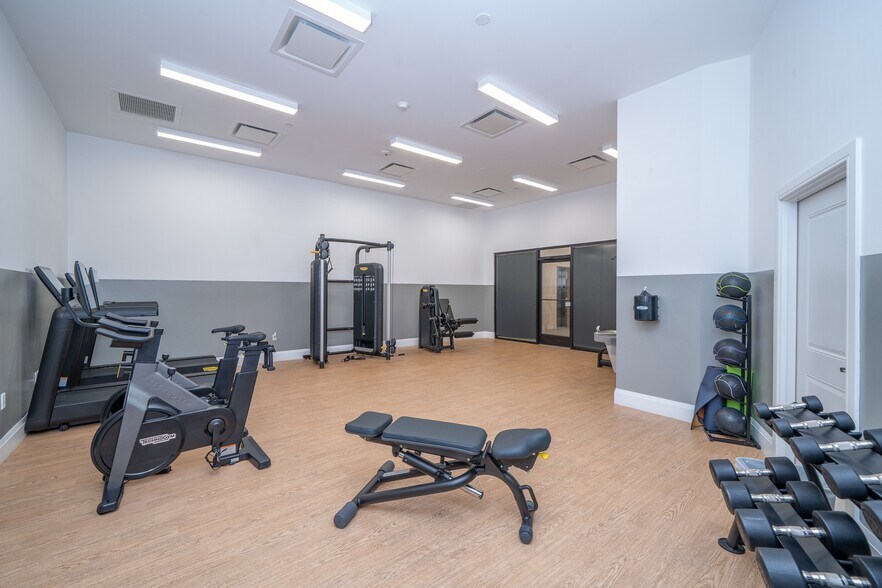 More Photos Of 1 N Main St, Port Chester Apartments For Lease