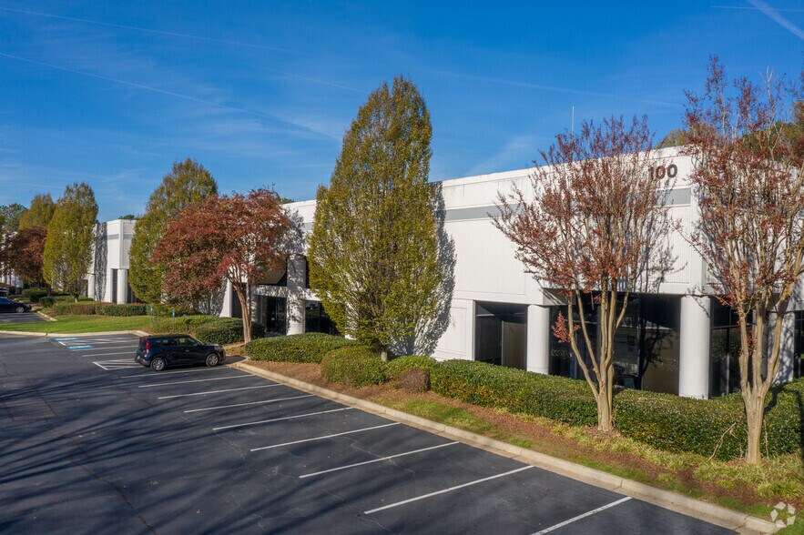 More Photos Of 2150 Boggs Rd, Duluth Distribution For Lease