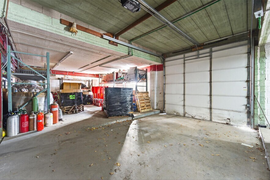 More Photos Of 2200 S Miller Pky, Milwaukee Distribution For Sale