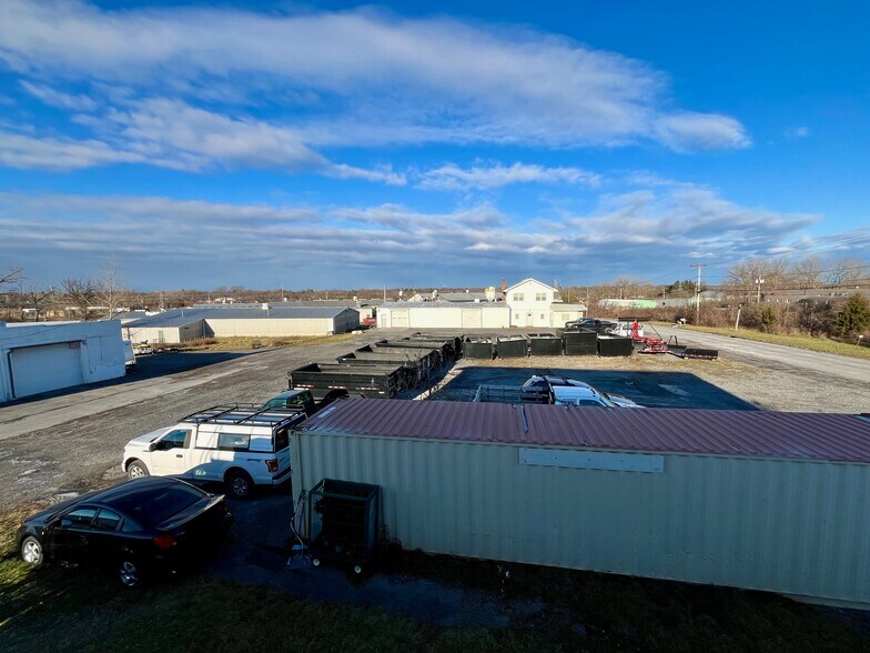More Photos Of 1819 Lemoyne Ave, Syracuse Manufacturing For Lease