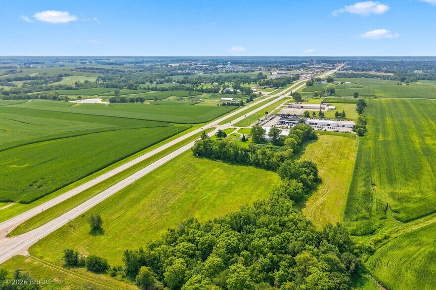 More Photos Of 8000 Blk N Jefferson Way, Indianola Land For Sale