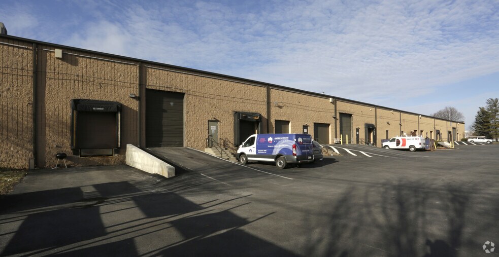 More Photos Of 754 Roble Rd, Allentown Light Manufacturing For Lease