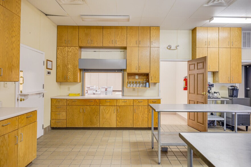 More Photos Of 1265 Goodrich Rd, Stanley Specialty For Sale