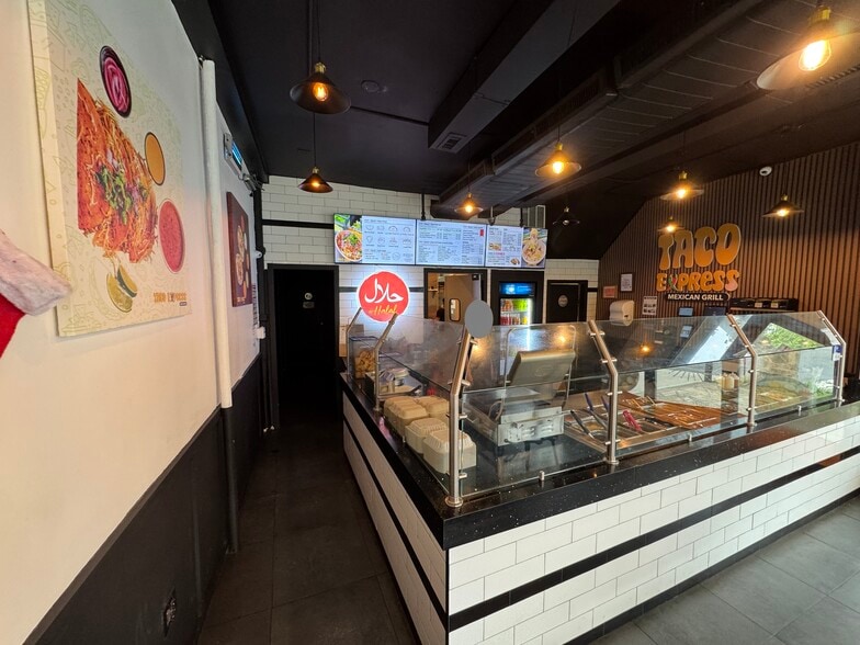 More Photos Of 3935 Bell Blvd, Bayside Restaurant For Lease
