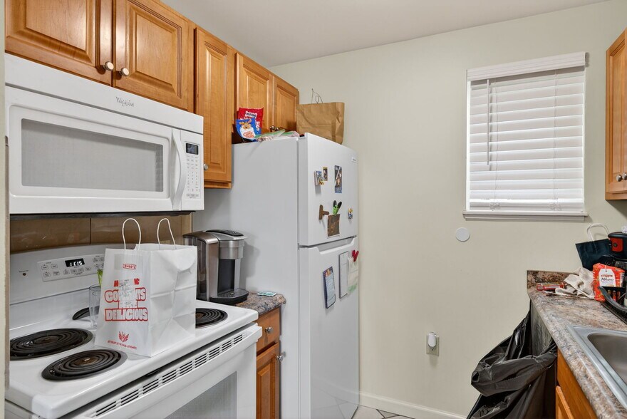 More Photos Of 196 Stone House Ln, Columbia Apartments For Sale