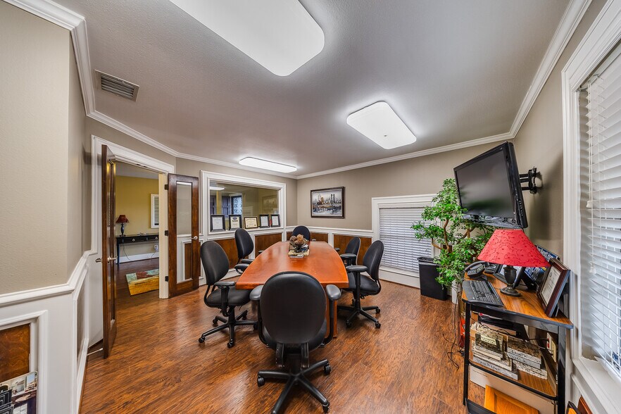 More Photos Of 27228 E Hardy Rd, Spring Warehouse For Sale