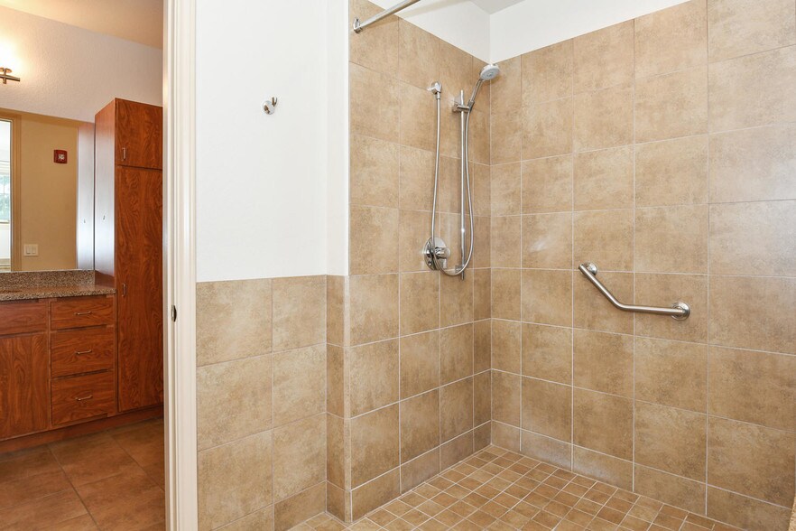 More Photos Of 1397 Cottonwood St, Broomfield Assisted Living For Sale