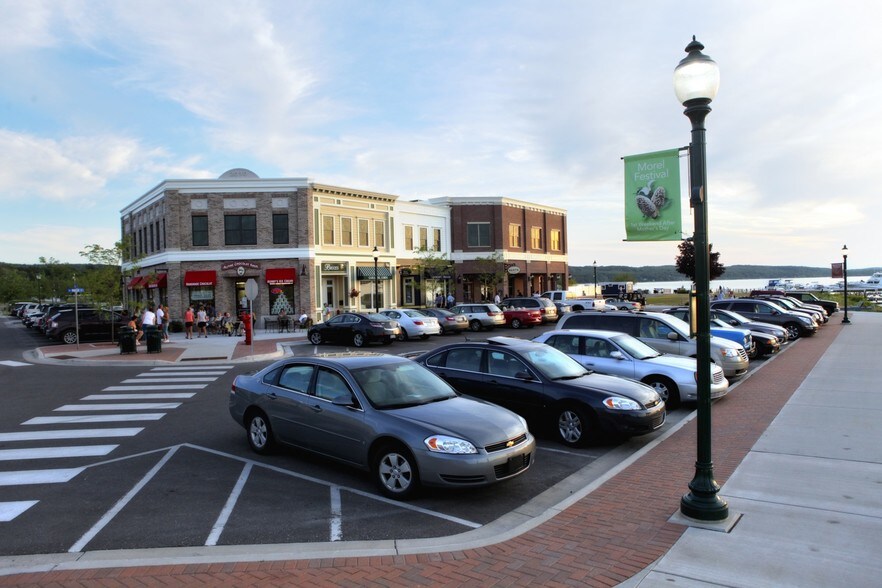 More Photos Of 1 Water St, Boyne City Medical For Lease