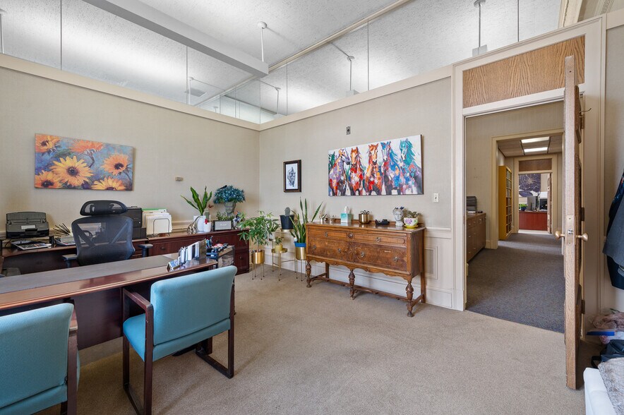 More Photos Of 24 W 6th Ave, Helena Office For Lease