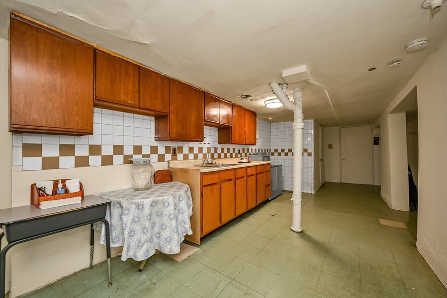 More Photos Of 40-12 67th St, Woodside Apartments For Sale