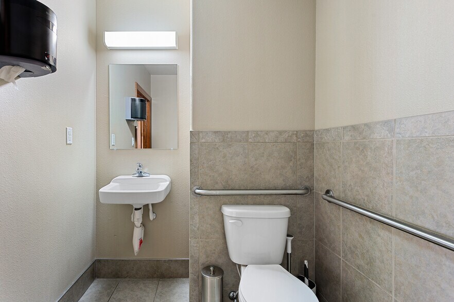 More Photos Of 2140 Hollow Brook Dr, Colorado Springs Medical For Sale