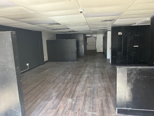 More Photos Of 815 W Jefferson Blvd, Dallas General Retail For Lease