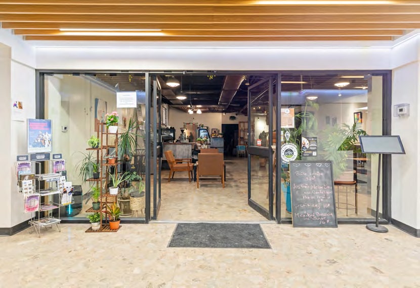 More Photos Of 3535 Av Papineau, Montréal Apartments For Sale