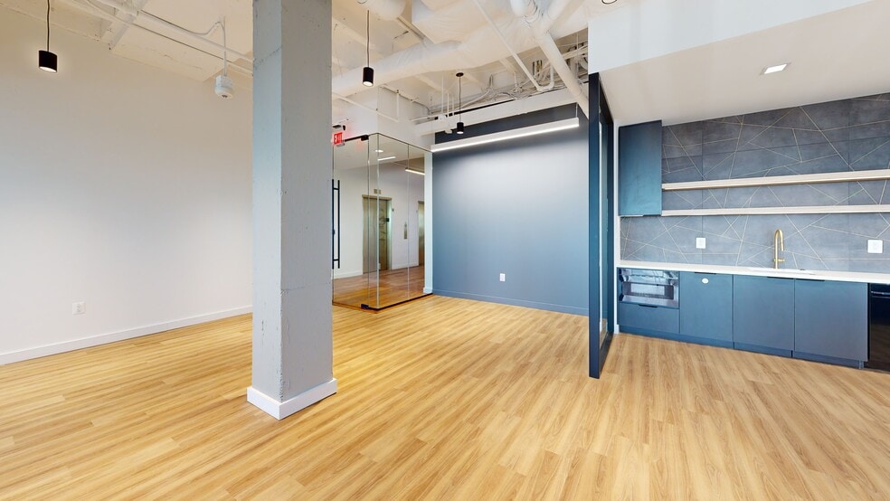 More Photos Of 6400 Arlington Blvd, Falls Church Unknown For Lease
