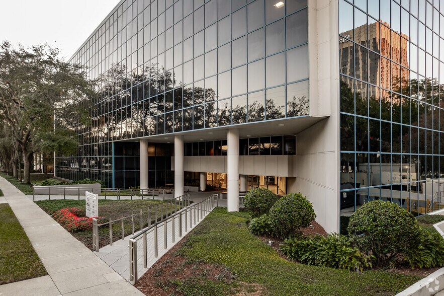 More Photos Of 225 E Robinson St, Orlando Unknown For Lease