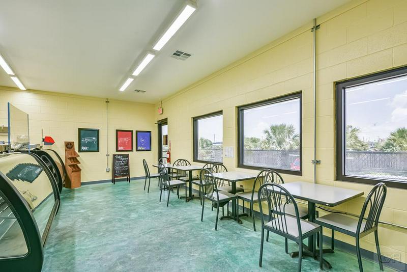 More Photos Of 5717 Stewart Rd, Galveston Restaurant For Sale