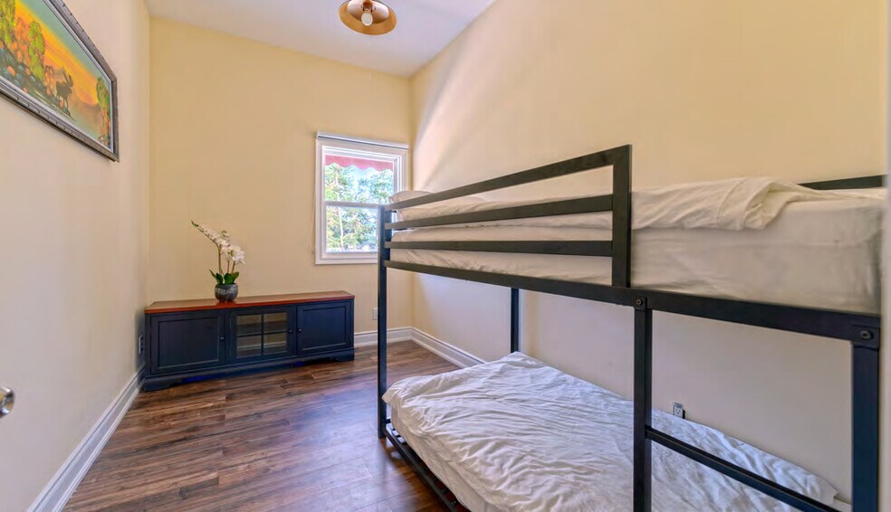 More Photos Of 4739 Cedar Point Ln, Ramara Specialty For Sale