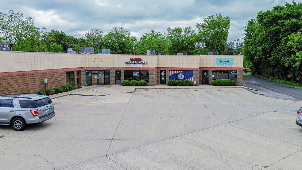 More Photos Of 3240 Lone Oak Rd, Paducah Storefront For Lease
