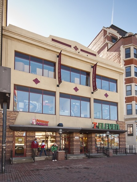 Primary Photo Of 530 Commonwealth Ave, Boston Storefront Retail Residential For Lease