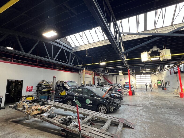 More Photos Of 4516 N Elston Ave, Chicago Service For Sale