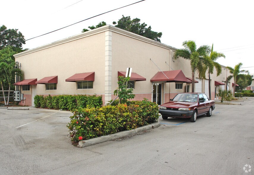 More Photos Of 1011 NW 51st St, Fort Lauderdale Unknown For Lease