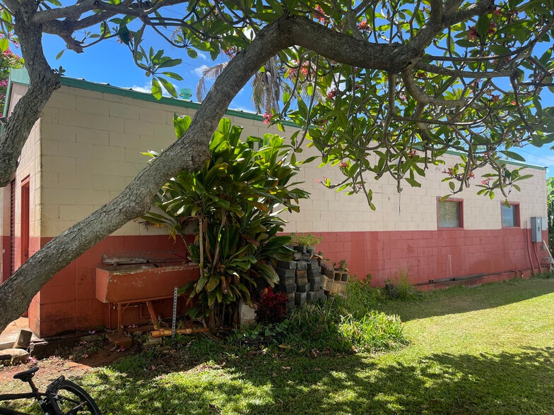 More Photos Of 94-974 Pakela St, Waipahu Warehouse For Sale