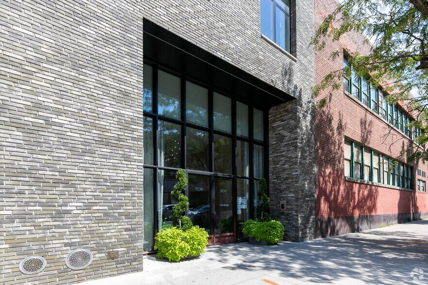 More Photos Of 522 Atlantic Ave, Brooklyn Apartments For Lease