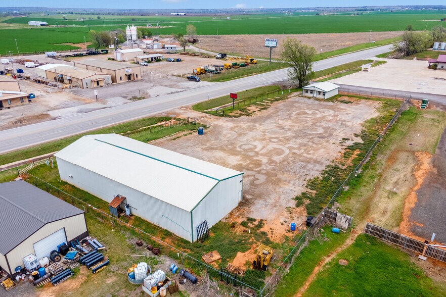 More Photos Of 403 Linwood Plz, Lindsay Warehouse For Sale