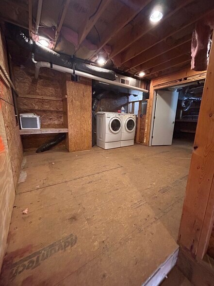 More Photos Of 411 Fairchance Rd, Morgantown Flex For Lease