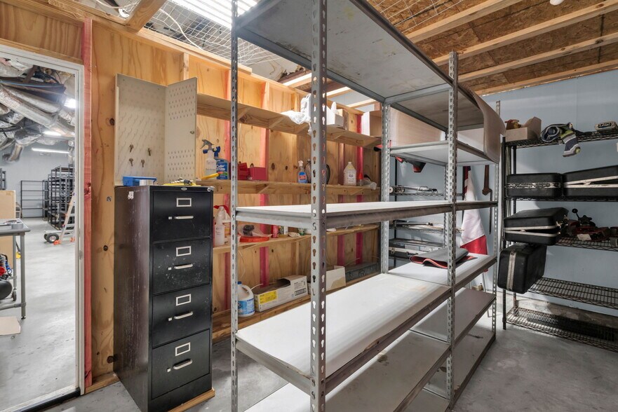 More Photos Of 22830 Fritz Ln, Spring Office Residential For Lease