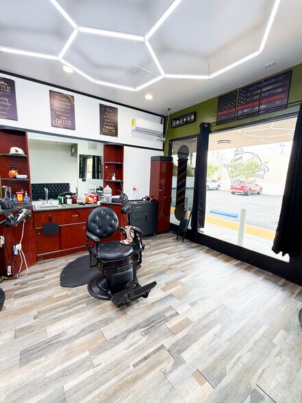 More Photos Of 1736-1746 E Meats Ave, Orange Unknown For Lease