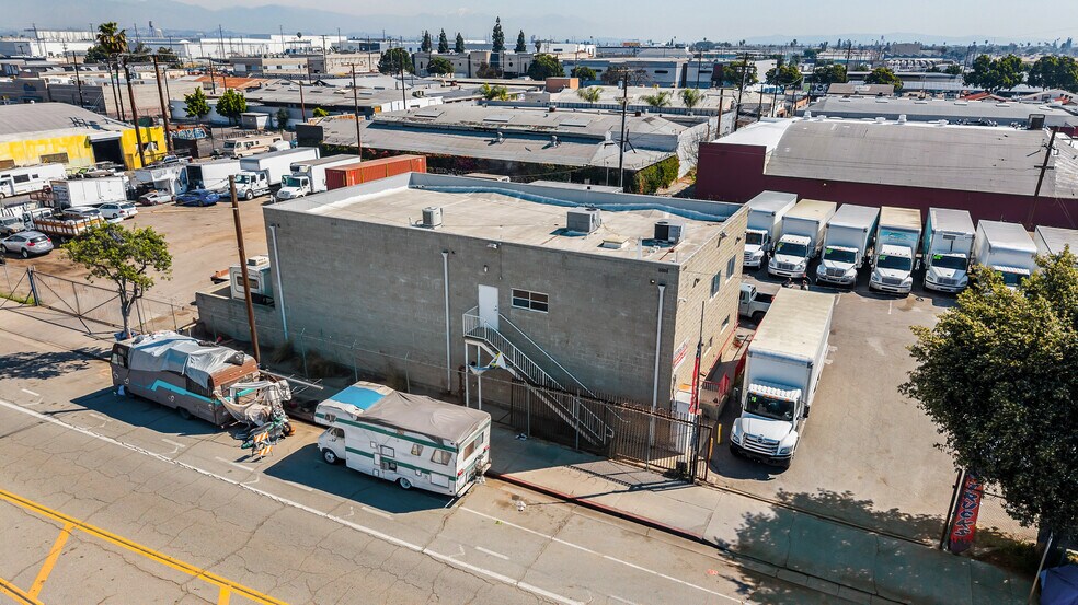 More Photos Of 1808 58th Pl, Los Angeles Land For Lease