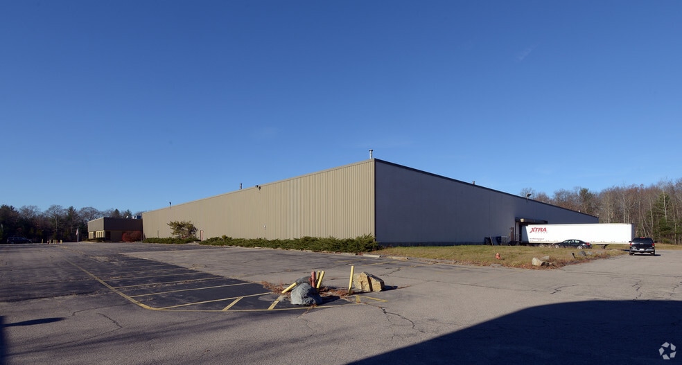 More Photos Of 200 Shuman Ave, Stoughton Warehouse For Lease