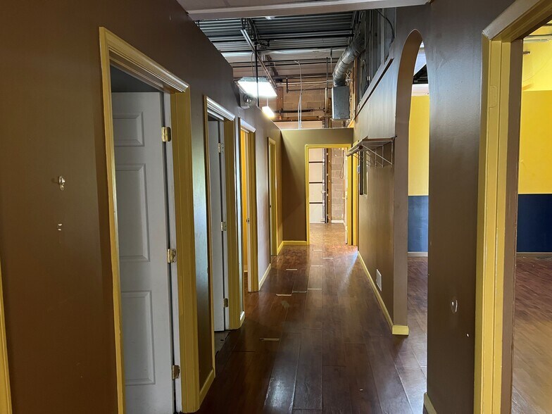 More Photos Of 505 Hampton Park Blvd, Capitol Heights Warehouse For Lease