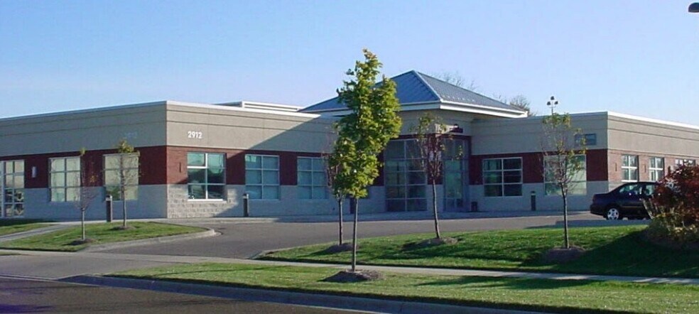 Primary Photo Of 2912 Marketplace Dr, Fitchburg Office For Lease
