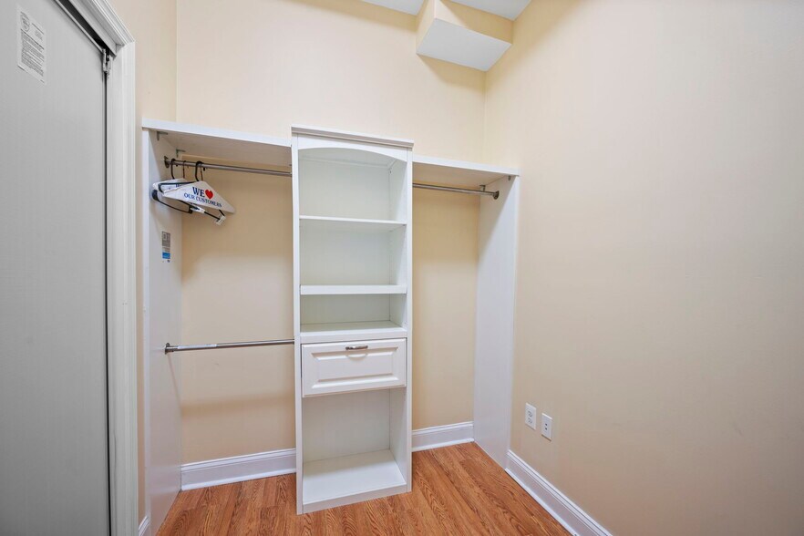 More Photos Of 338 N Charles St, Baltimore Storefront Retail Residential For Sale