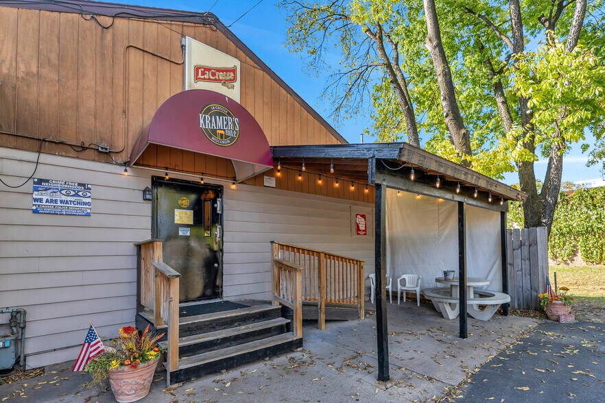 More Photos Of 1123 3rd St S, La Crosse Bar For Sale