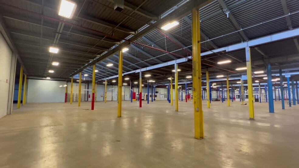 More Photos Of 1700 Broadway St, Buffalo Manufacturing For Sale
