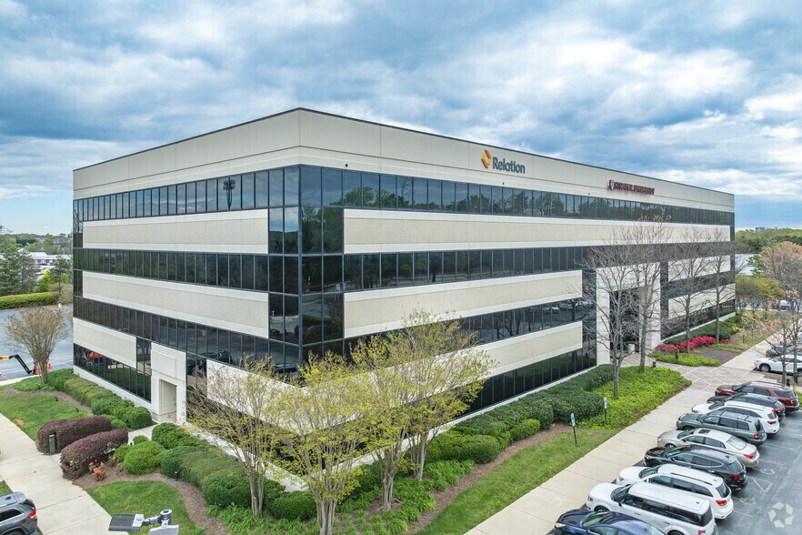 More Photos Of 4900 Koger Blvd, Greensboro Medical For Sale